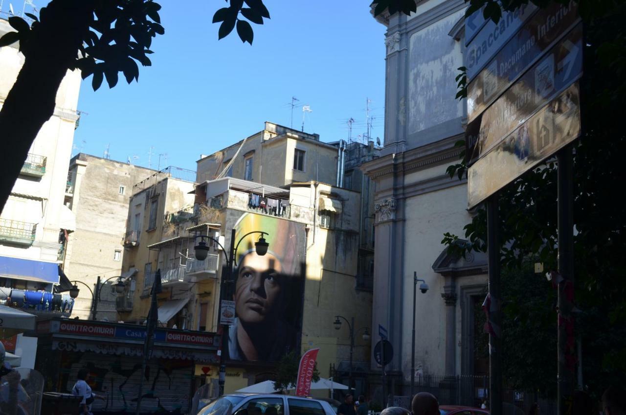 Willa A Due Passi Dal Duomo Neapol Zewnętrze zdjęcie